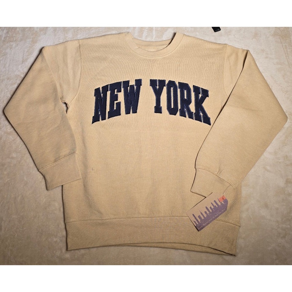 New York Popular Mens Small Crewneck Sweatshirt Tan Khaki Navy Applique NWT